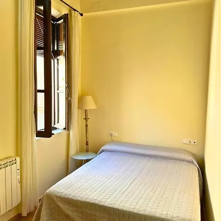 Home4u Castillejos Apartment