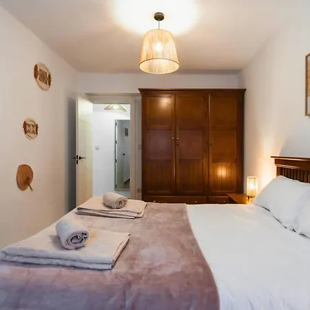 Home4u Camino De Ronda Apartment