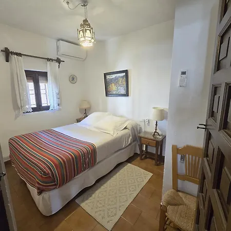 La Casita Del Corralon 2*