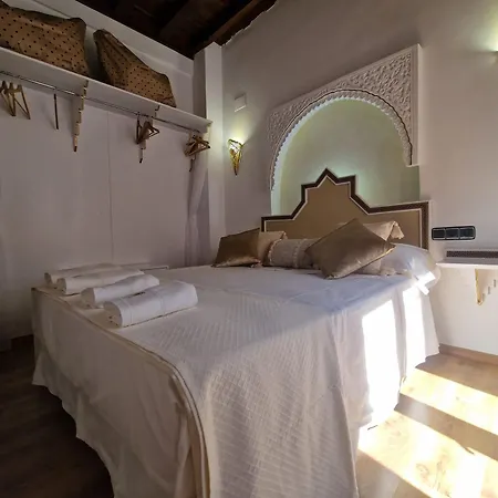 Adanar-apartamentos Muralla Ziri