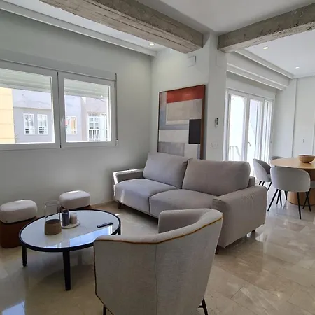 Navas Penthouse 302 By Florentia Homes *