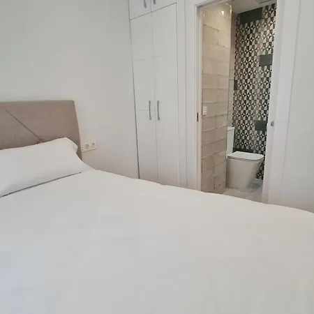 Navas Penthouse 302 By Florentia Homes *