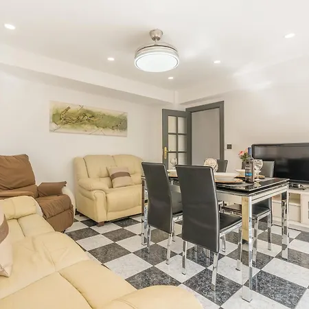 Vivienda Turistica Salazar Apartment Granada
