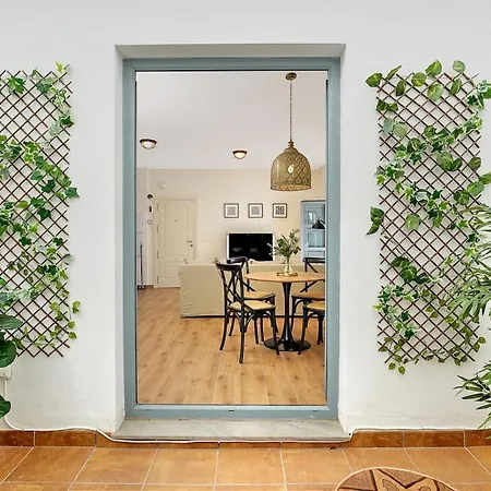 Luxury Alhambra Views Apartment