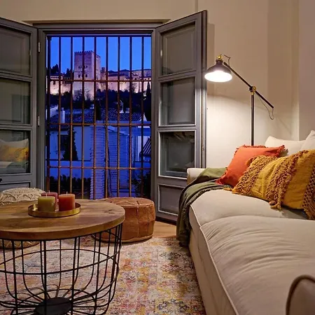 Luxury Alhambra Views Apartment Granada