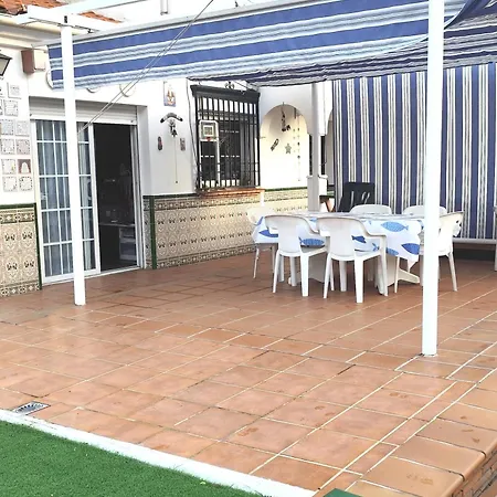 Casa Monteluz Сasa de vacaciones Granada
