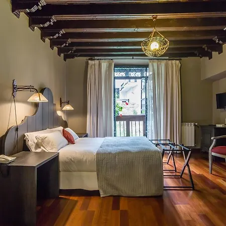 Palacio De Mariana Pineda 4* Granada