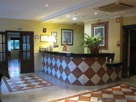 Hotel Calderon Cenes De La Vega