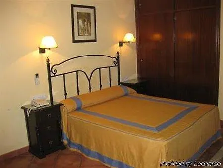 Calderon Hotel