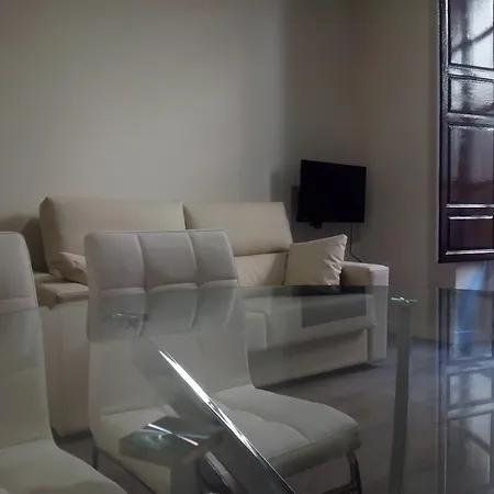 Valentina Deluxe 3000 Apartment *