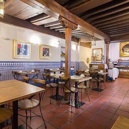 Hotel Palacio De Santa Ines 3*