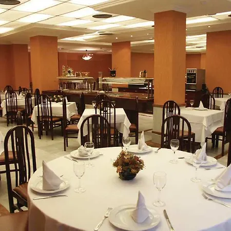 Hotell Macia Condor 4*