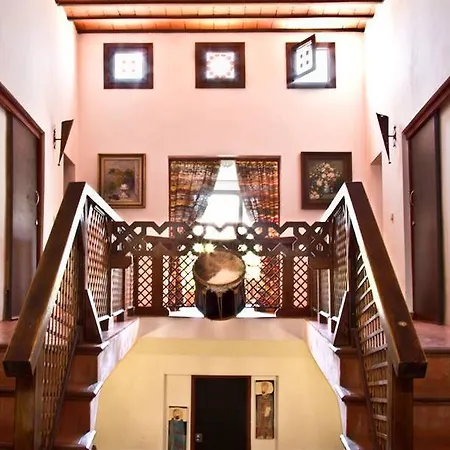 Oda ve Kahvaltı Casa Bombo 3*