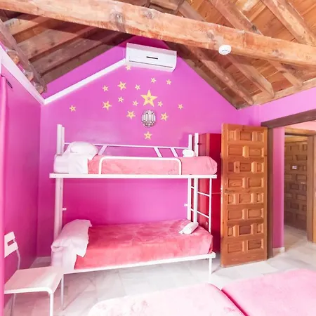 Hostal White Nest *