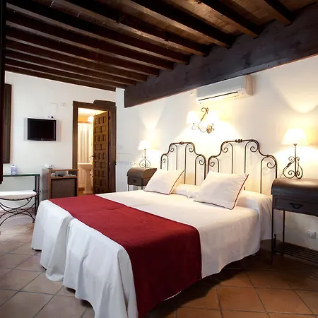 Hotel Casa Del Capitel Nazarí 3*