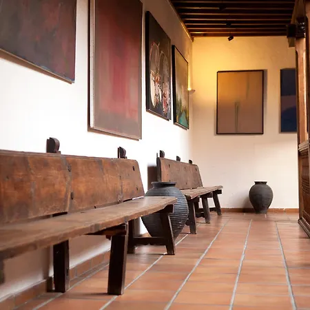 Palacio De Santa Ines