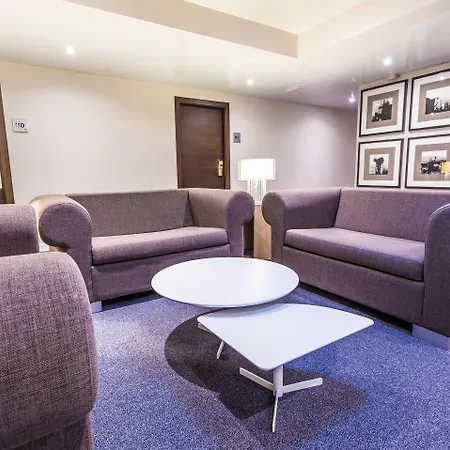 Hotell Dwo Urban 4*