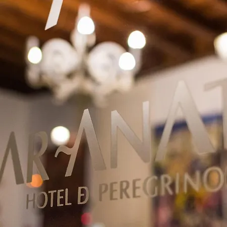 Gar Anat Boutique