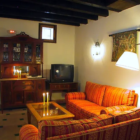Hotel Casa Del Capitel Nazarí 3*