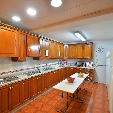 Residencia Ziri *