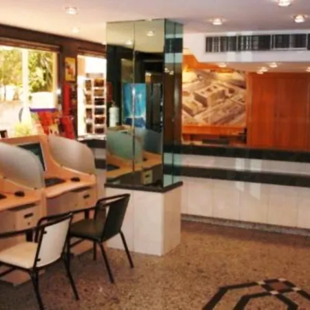 Otel Luna Arabial 3*