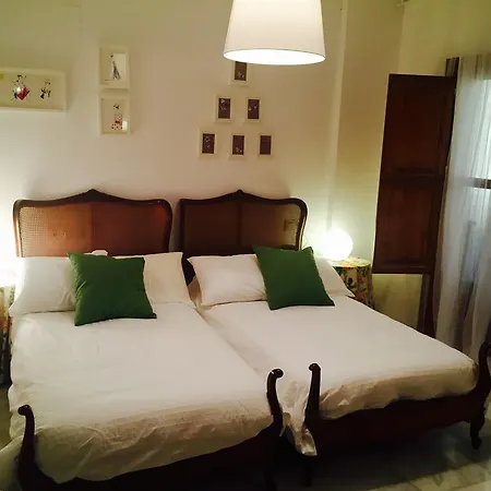 Plaza Nueva 3*
