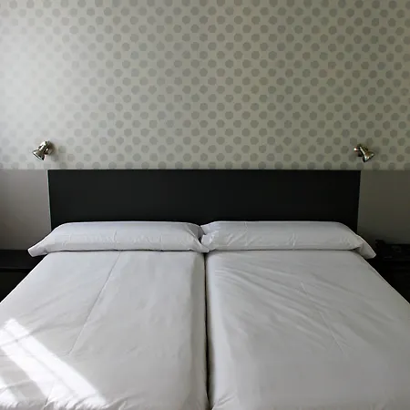 Hotel Checkin Urban Nevada 3*