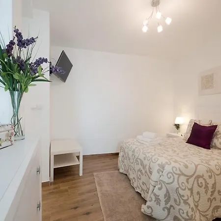 Lozano Design Apartmán *
