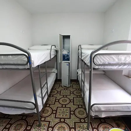 Cathedral And Bed & Breakfast