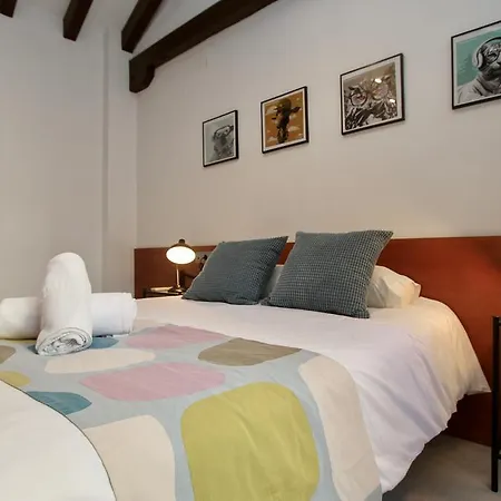 Inside Alhacaba Apartamento Granada