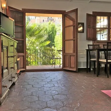 Friendly Rentals Carmen Apartment