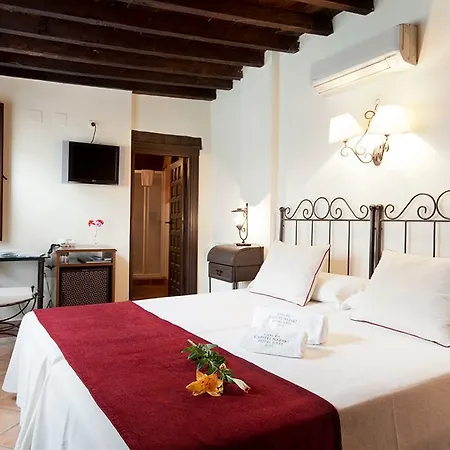Casa Del Capitel Nazarí