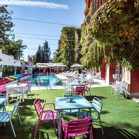 Hotel Angeles & 4*