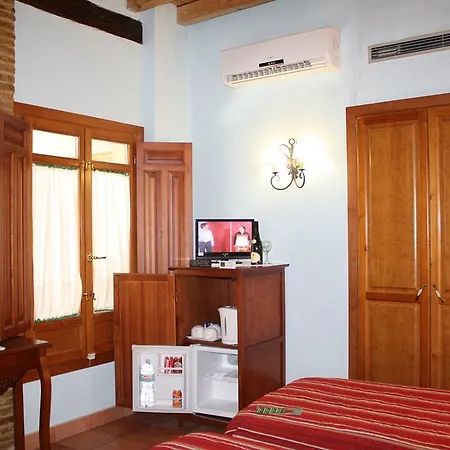 Hotel Abadia 2*