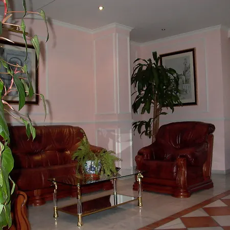 Hotel Calderon