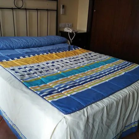 Hotel Calderon