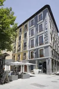Khu Otel Granada