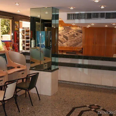 Otel Luna Arabial Granada