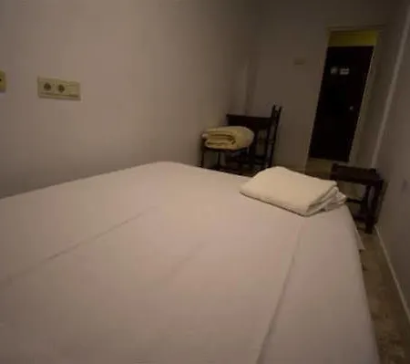 Pensión Bocanegra 2*
