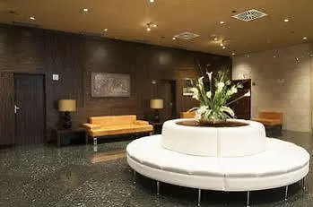 Ma Nazaries Business And Otel Granada