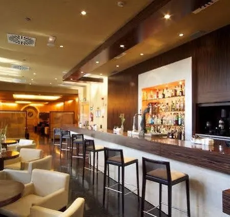 Ma Nazaries Business And 5*