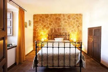 Alojamiento Rural El Cortijuelo ホテル 3*