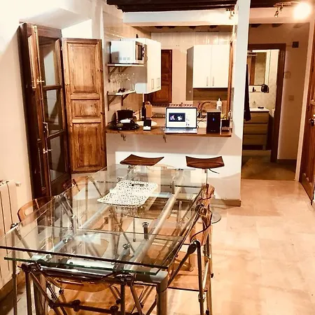Charming De Gomerez Apartment