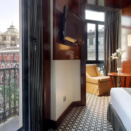 Eurostars Gran Via Гранада