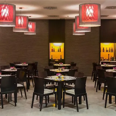 Hotel Macia Real De La Alhambra Granada