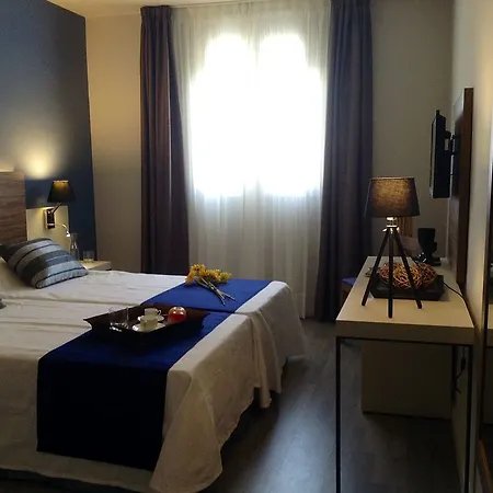 Dwo Urban Hotell 4*