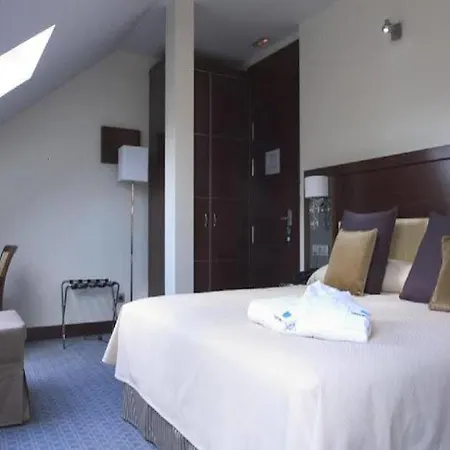 Отель Eurostars Gran Via