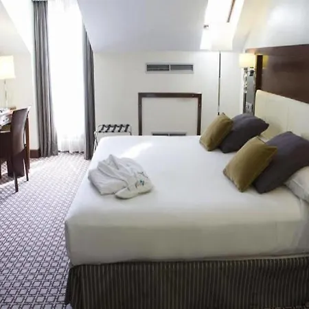 Eurostars Gran Via Гранада