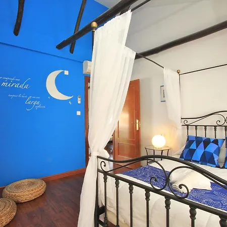 Inside Paseo De Tristes Appartement *