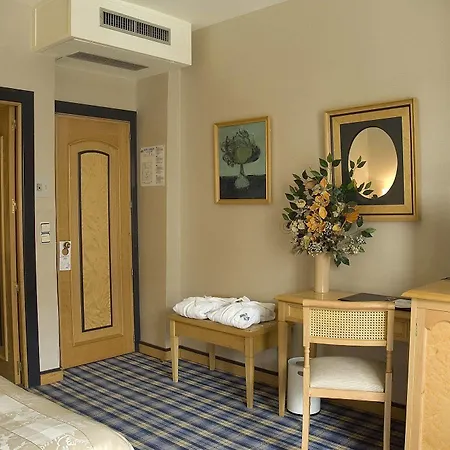 Macia Condor 4* Granada